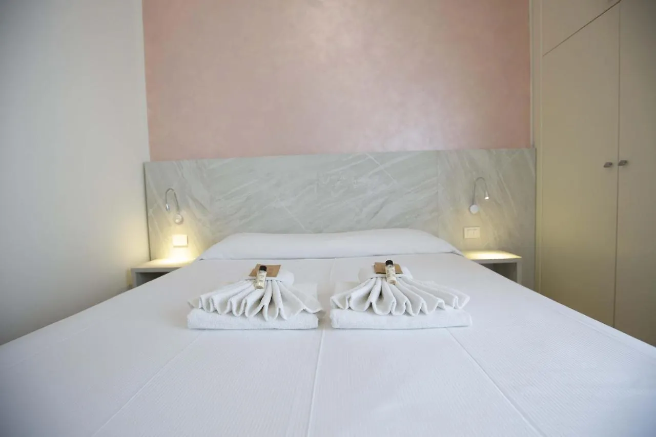 Hotel Confort Rimini 3*,